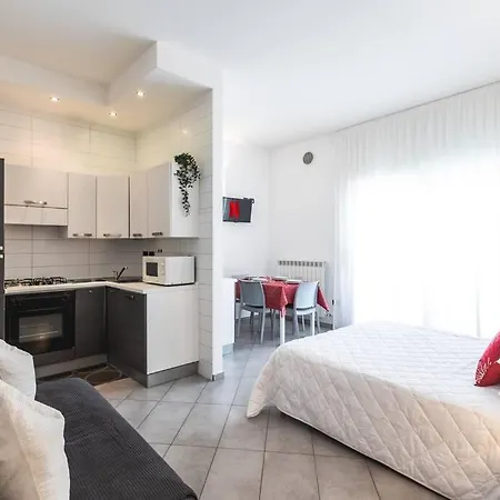 アパート Exclusive: Fronte Mare Con Terrazzo E Parcheggio *