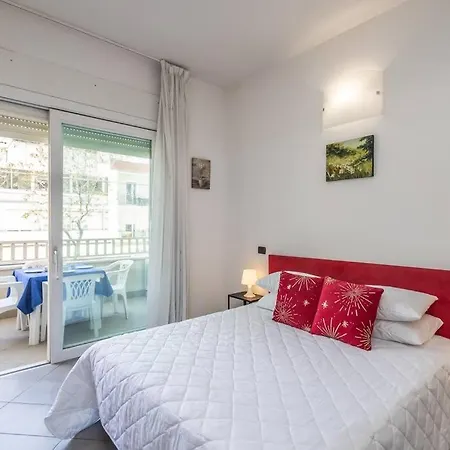 Apartment Exclusive: Fronte Mare Con Terrazzo E Parcheggio Rimini