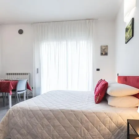 شقة Exclusive: Fronte Mare Con Terrazzo E Parcheggio