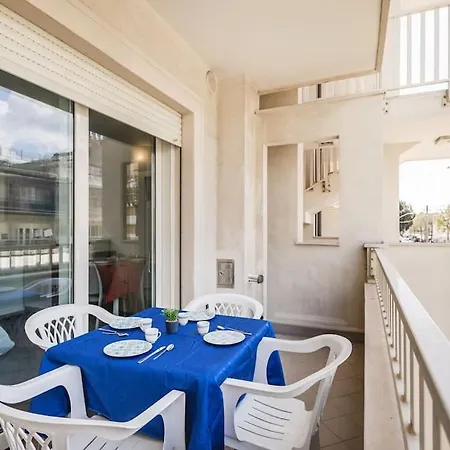 شقة Exclusive: Fronte Mare Con Terrazzo E Parcheggio ريميني