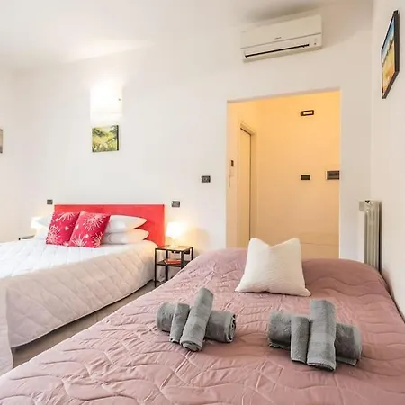 شقة Exclusive: Fronte Mare Con Terrazzo E Parcheggio